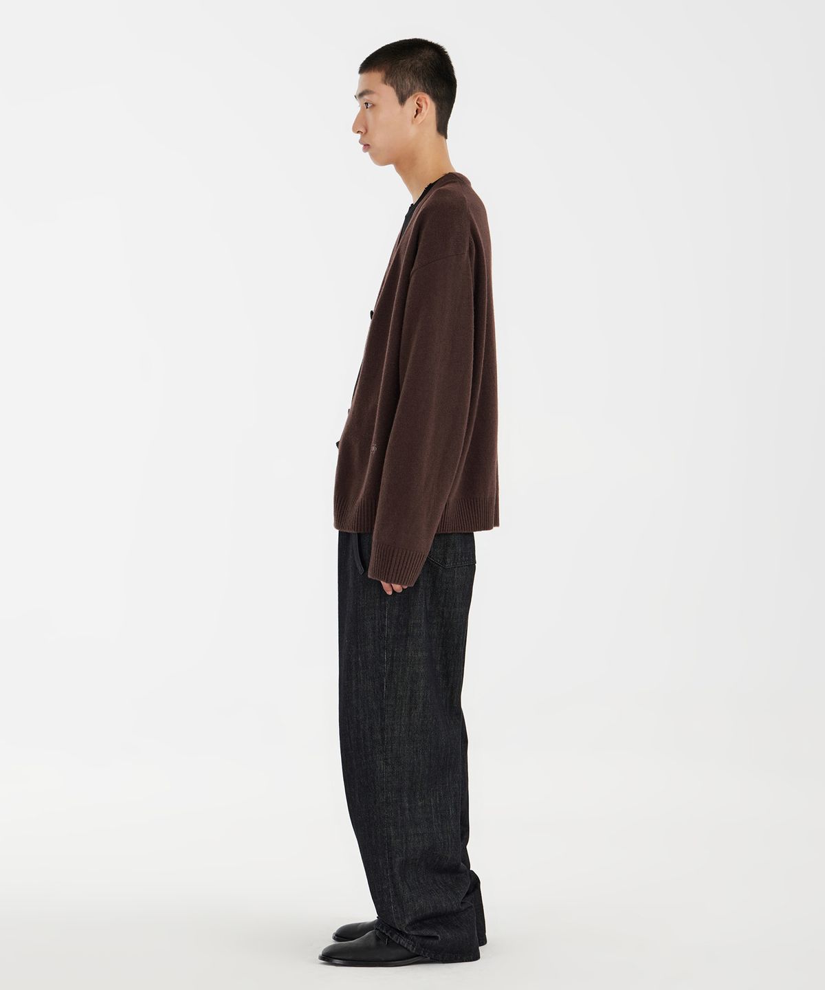 유스(YOUTH) Emblem Cardigan - Brown