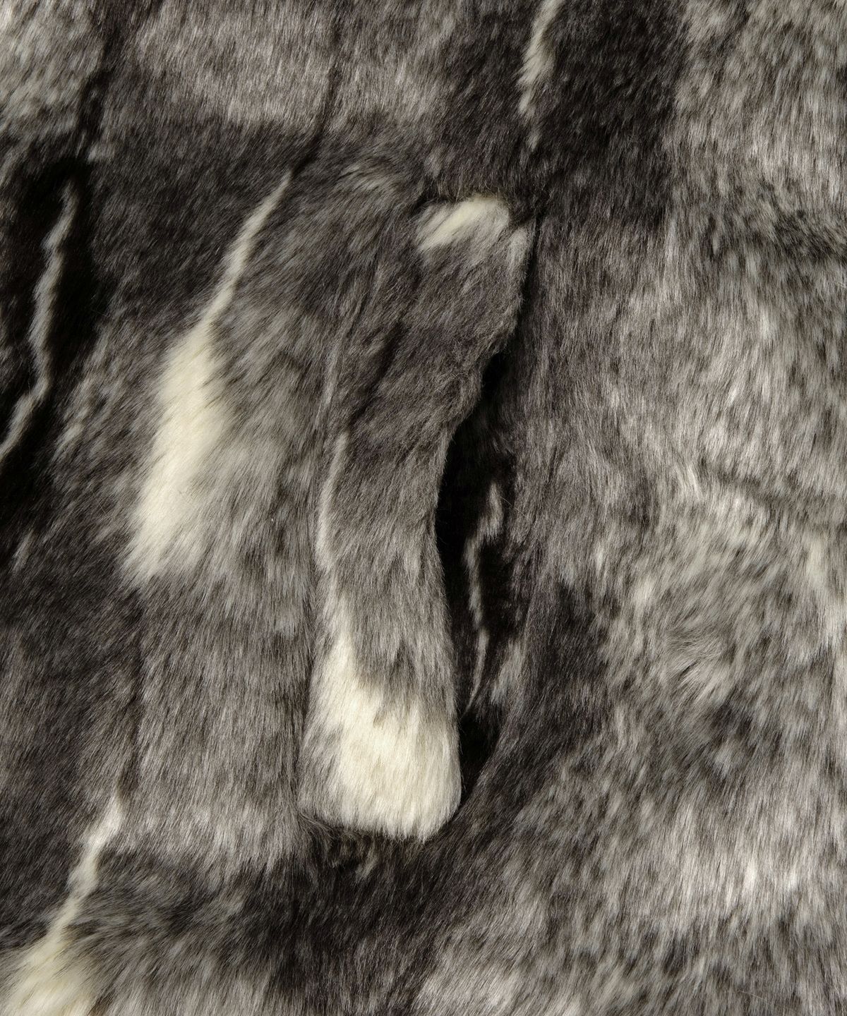 엘엠씨(LMC) TEAM FAUX FUR HOODED JACKET multi