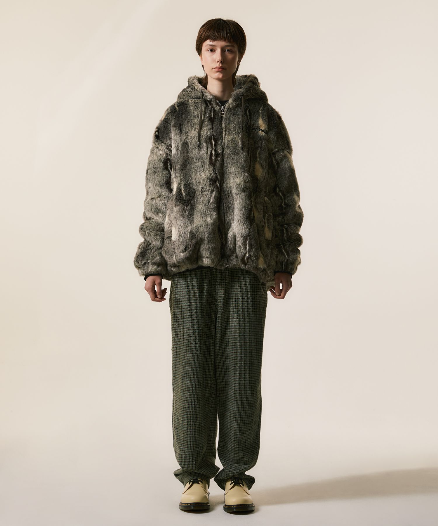 MUSINSA公式 | LMC TEAM FAUX FUR HOODED JACKET black