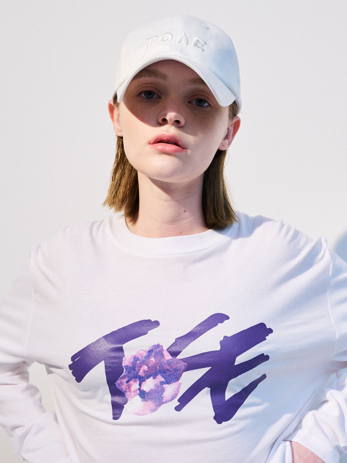 토새(TOSE) 토새 로고 볼캡 화이트