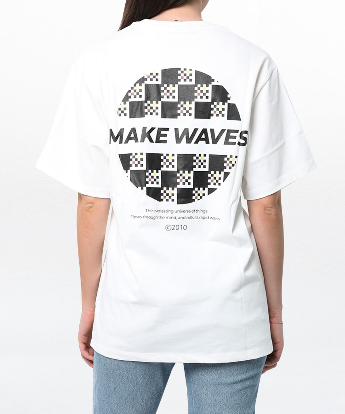 웨이브웨어(WAVEWEAR) 시그니처 그래픽 티셔츠 Checker Board