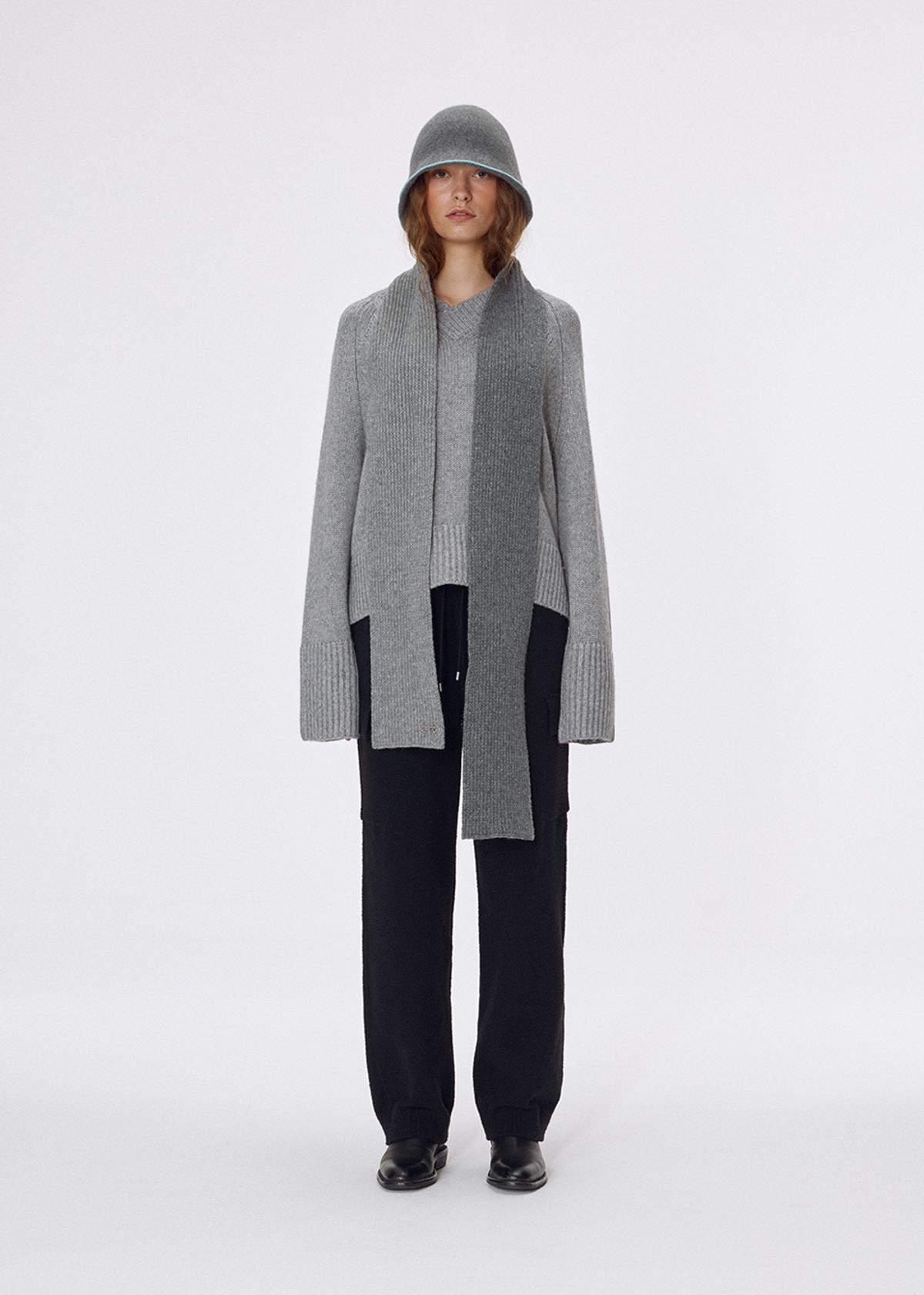 우마뭉(UMARMUNG) Airy wool bicolored muffler_Grey