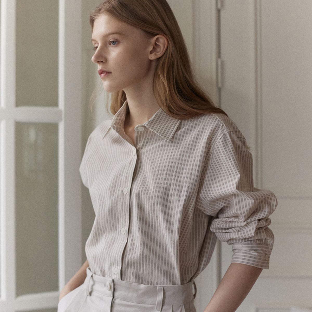 논로컬(NONLOCAL) Emblem Logo Stripe Shirt - Beige