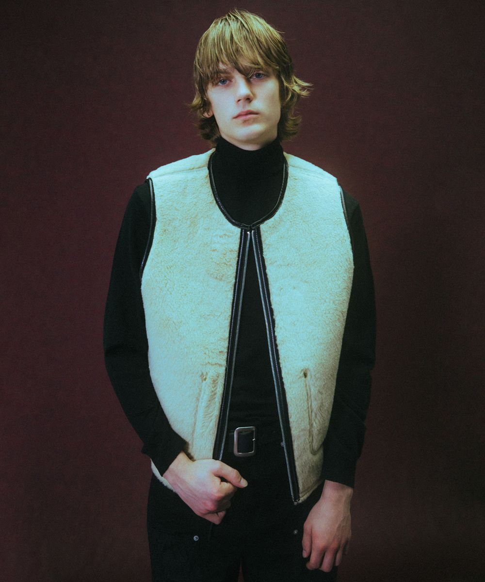 MUSINSA | THE K-ING ARCHIVES Reversible Mouton Vest (Black)