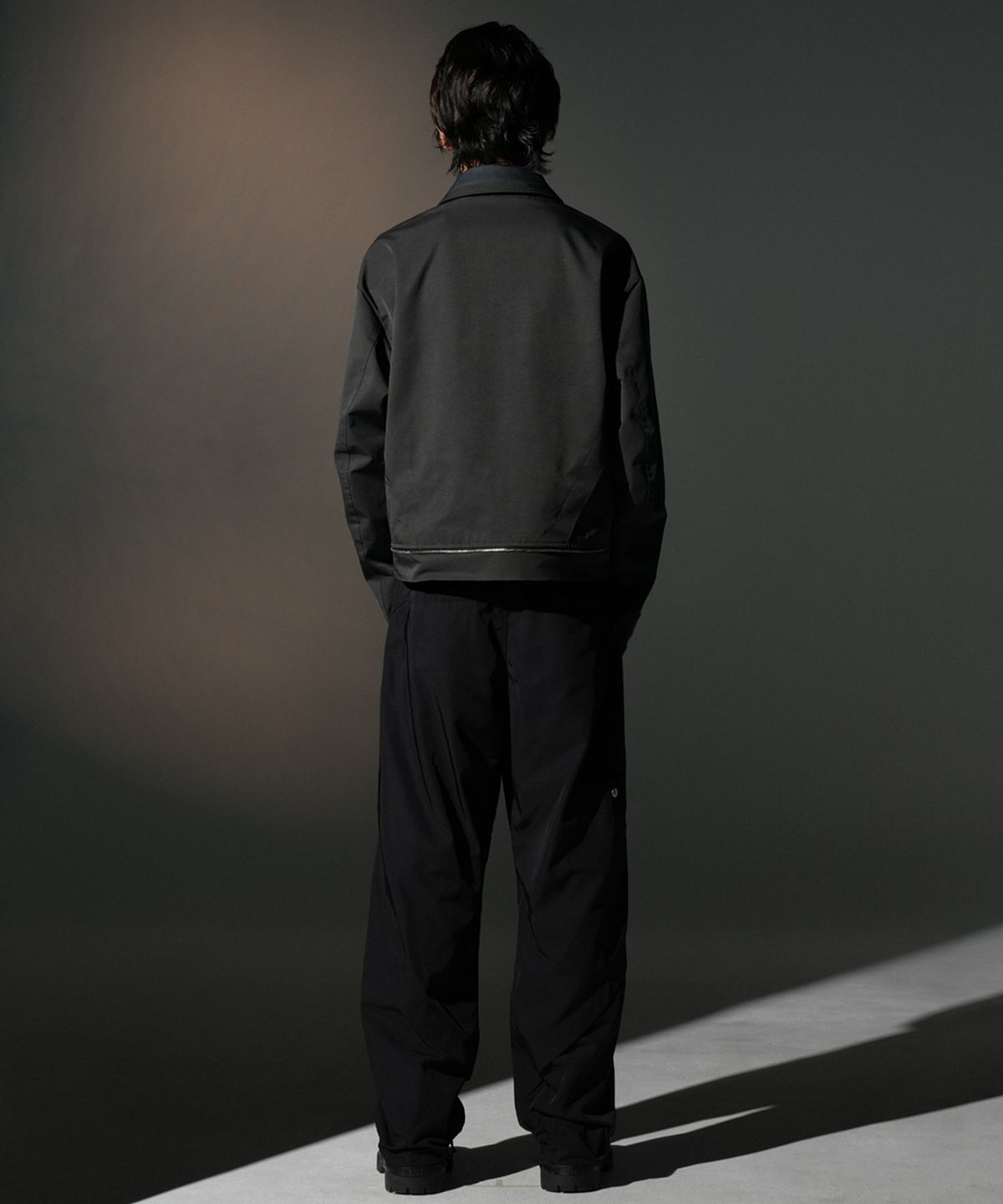 그레일즈(GRAILZ) X PLEATS PANTS [BLACK]