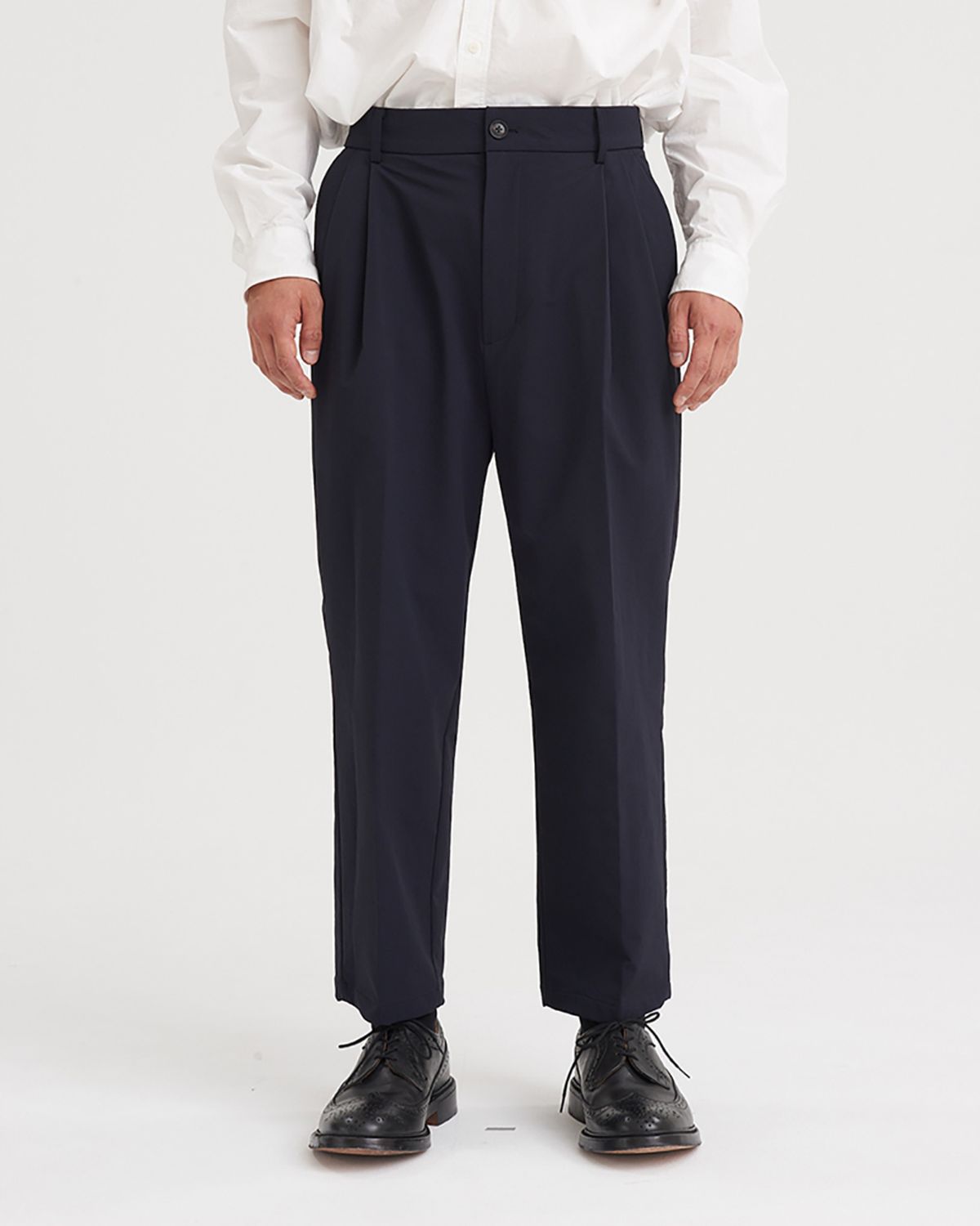 히즈핸더(HISHANDER) CORDURA® TWO PLEATS TAPERED PANTS