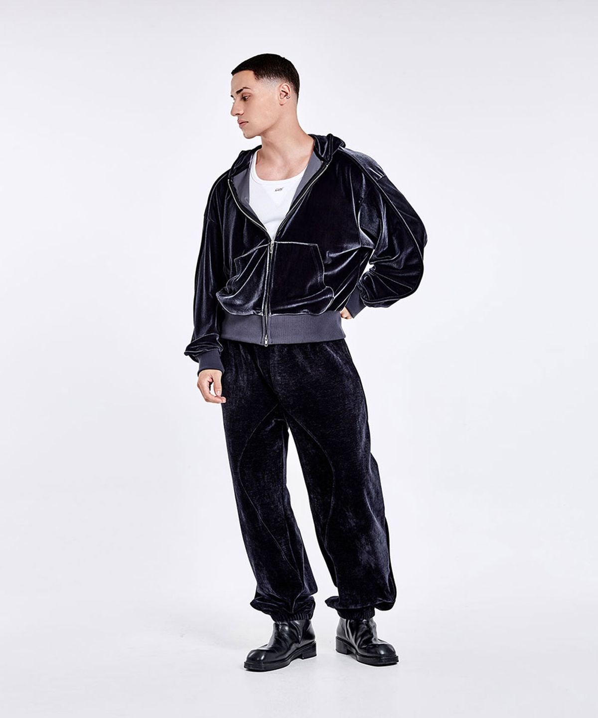 51퍼센트(51PERCENT) Triangle sweatpants - Navy