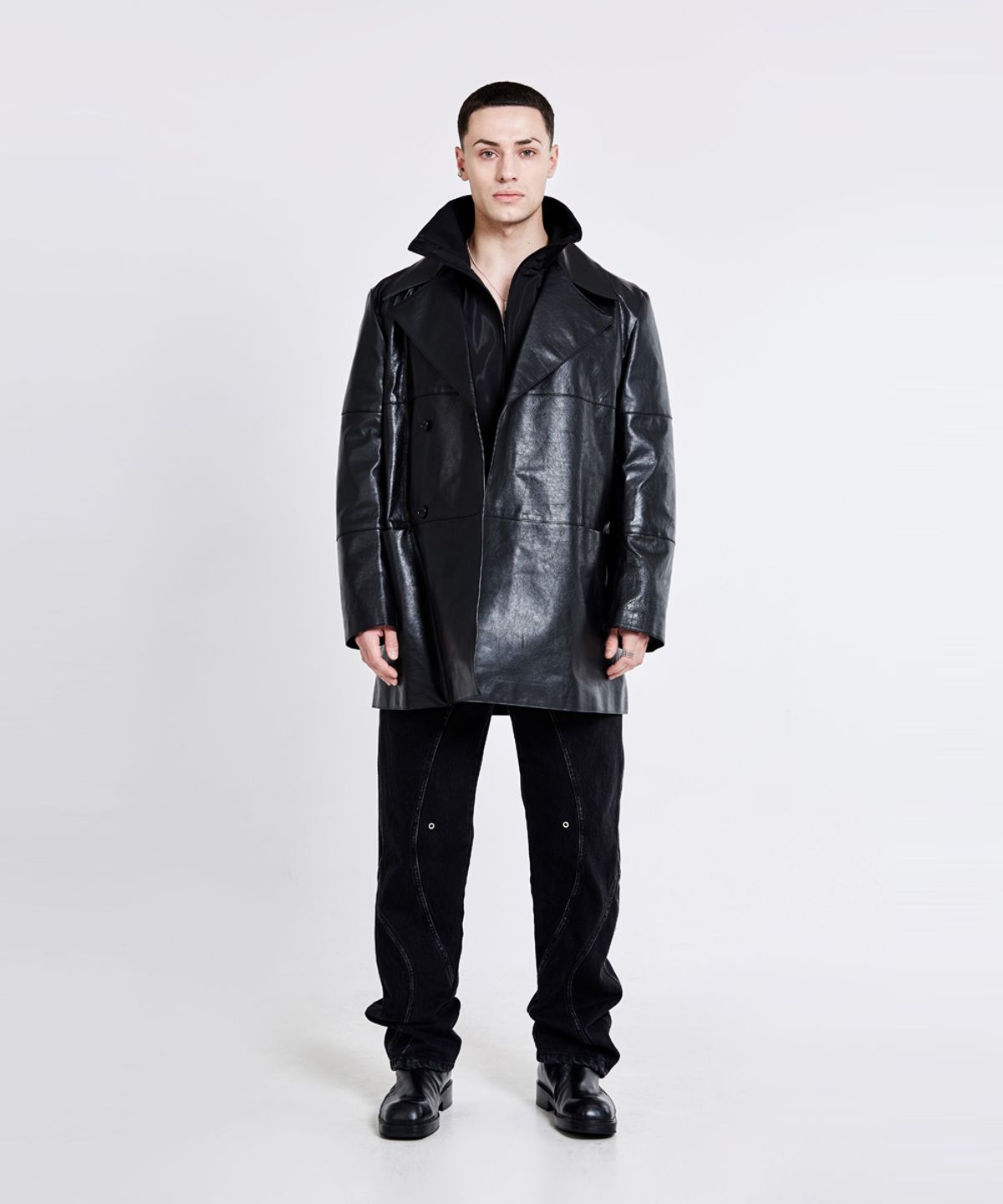 51퍼센트(51PERCENT) Double-breasted leather trench Jacket - Black