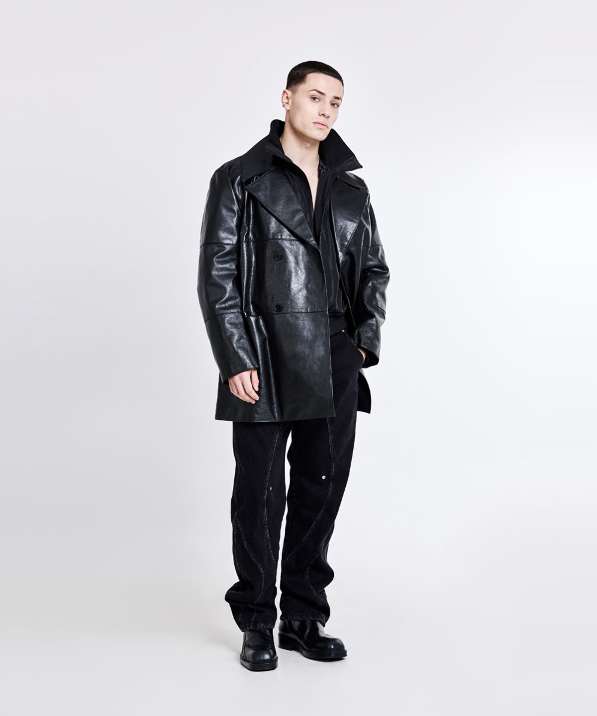 51퍼센트(51PERCENT) Double-breasted leather trench Jacket - Black