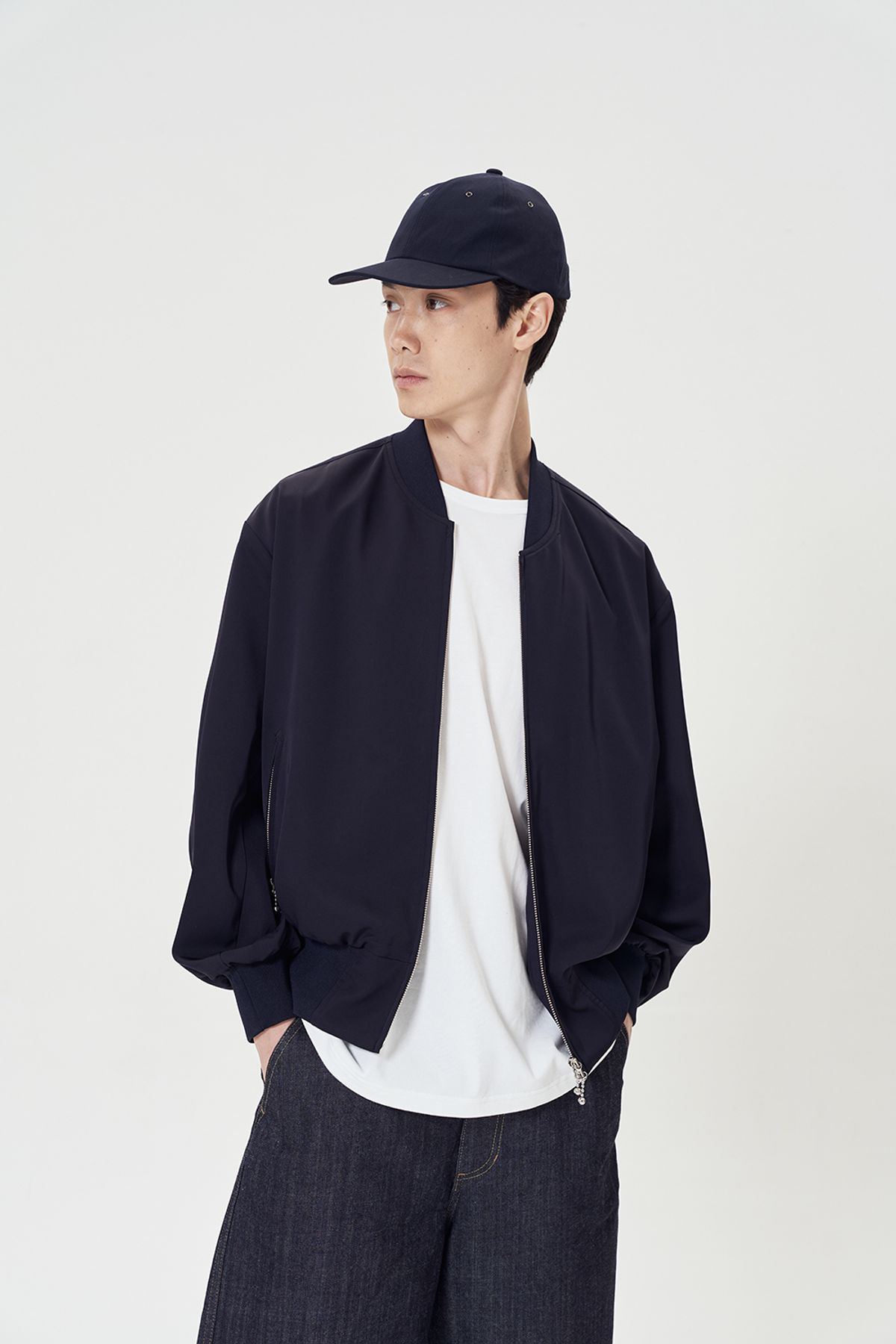 히즈핸더(HISHANDER) STRETCH TWILL BOMBER JACKET