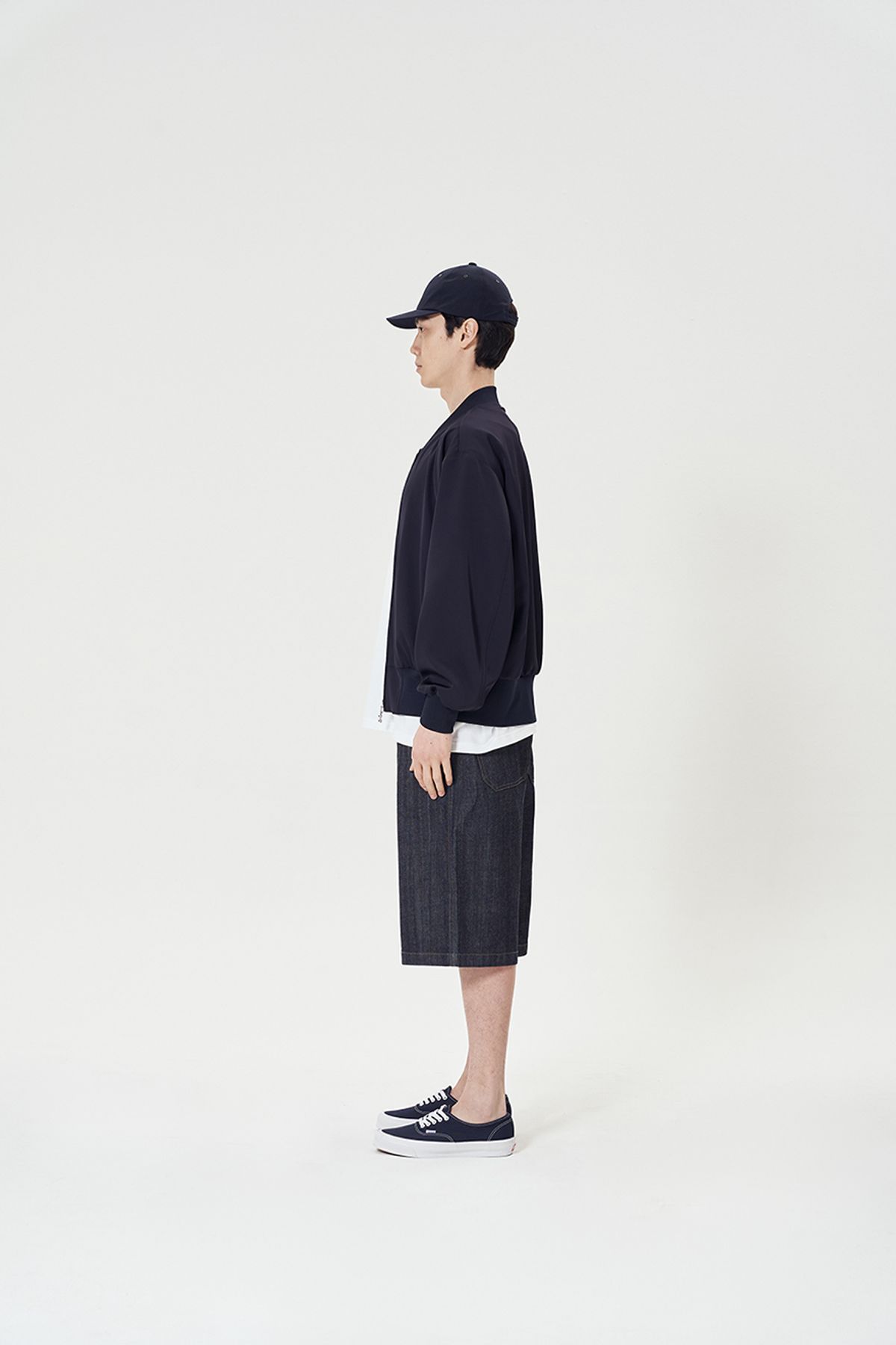 히즈핸더(HISHANDER) STRETCH TWILL BOMBER JACKET