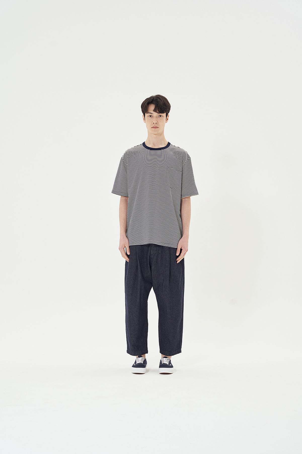 히즈핸더(HISHANDER) ROUND POCKET T-SHIRTS