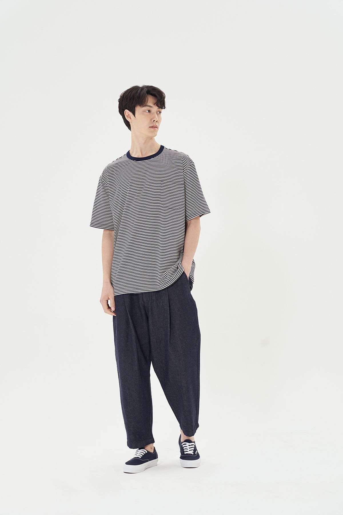 히즈핸더(HISHANDER) ROUND POCKET T-SHIRTS