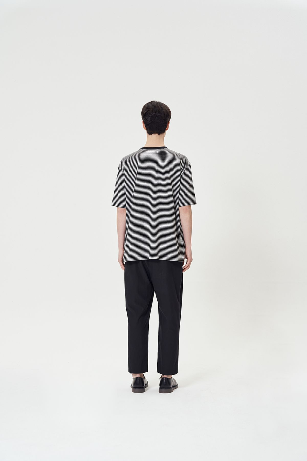 히즈핸더(HISHANDER) ROUND POCKET T-SHIRTS