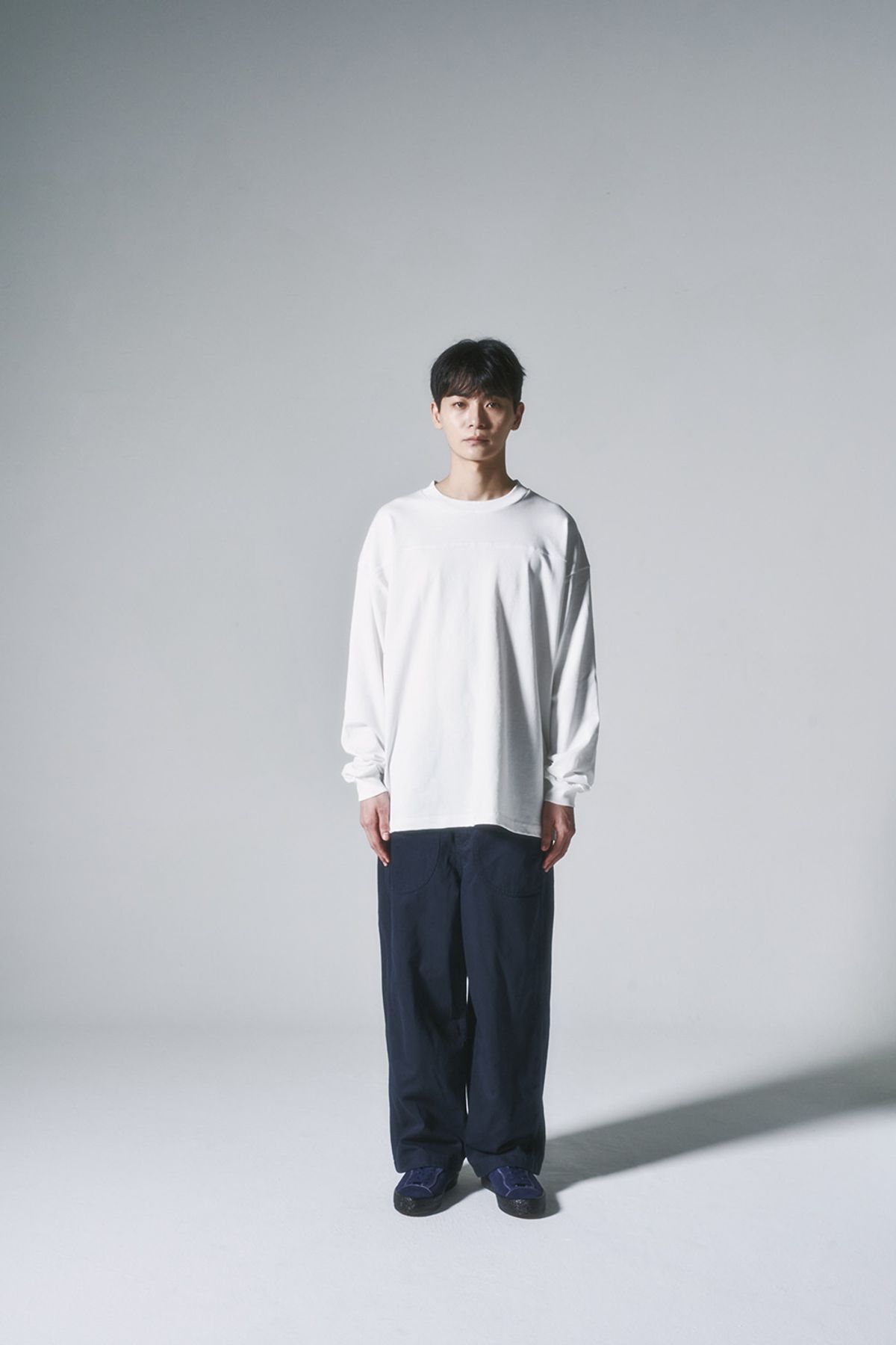 히즈핸더(HISHANDER) EASY WIDE TAPERED PANTS
