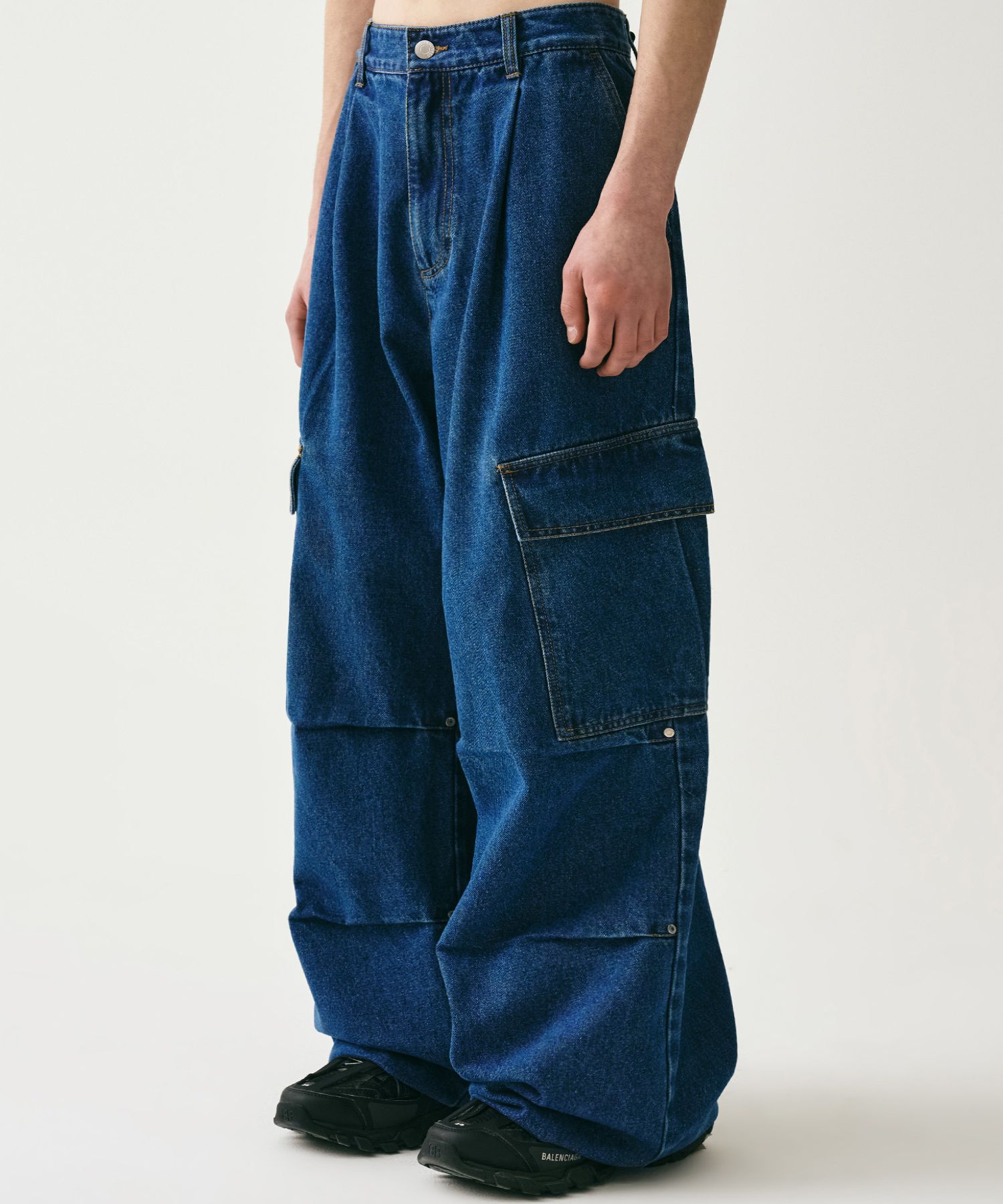 MUSINSA | AVANDRESS Side Big Cargo Pants VINTAGE PINK