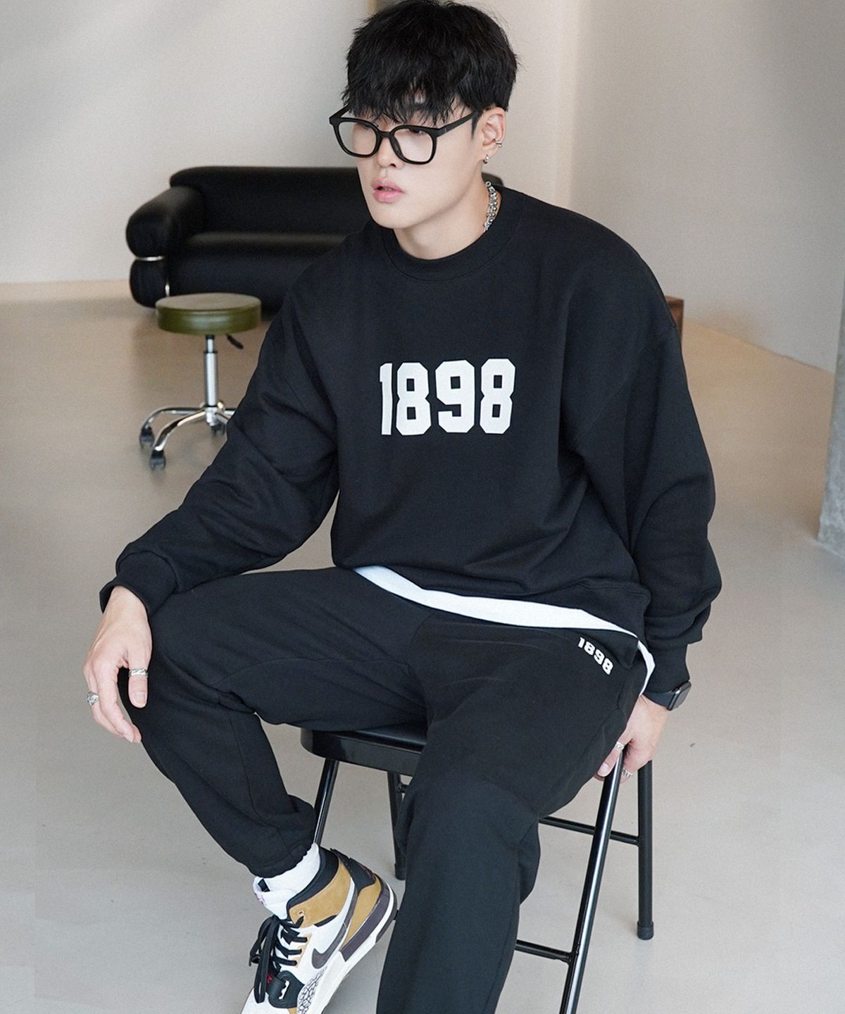 더마일(THEMILE) 1898 GARMENTS SWEAT MTM [BLACK]