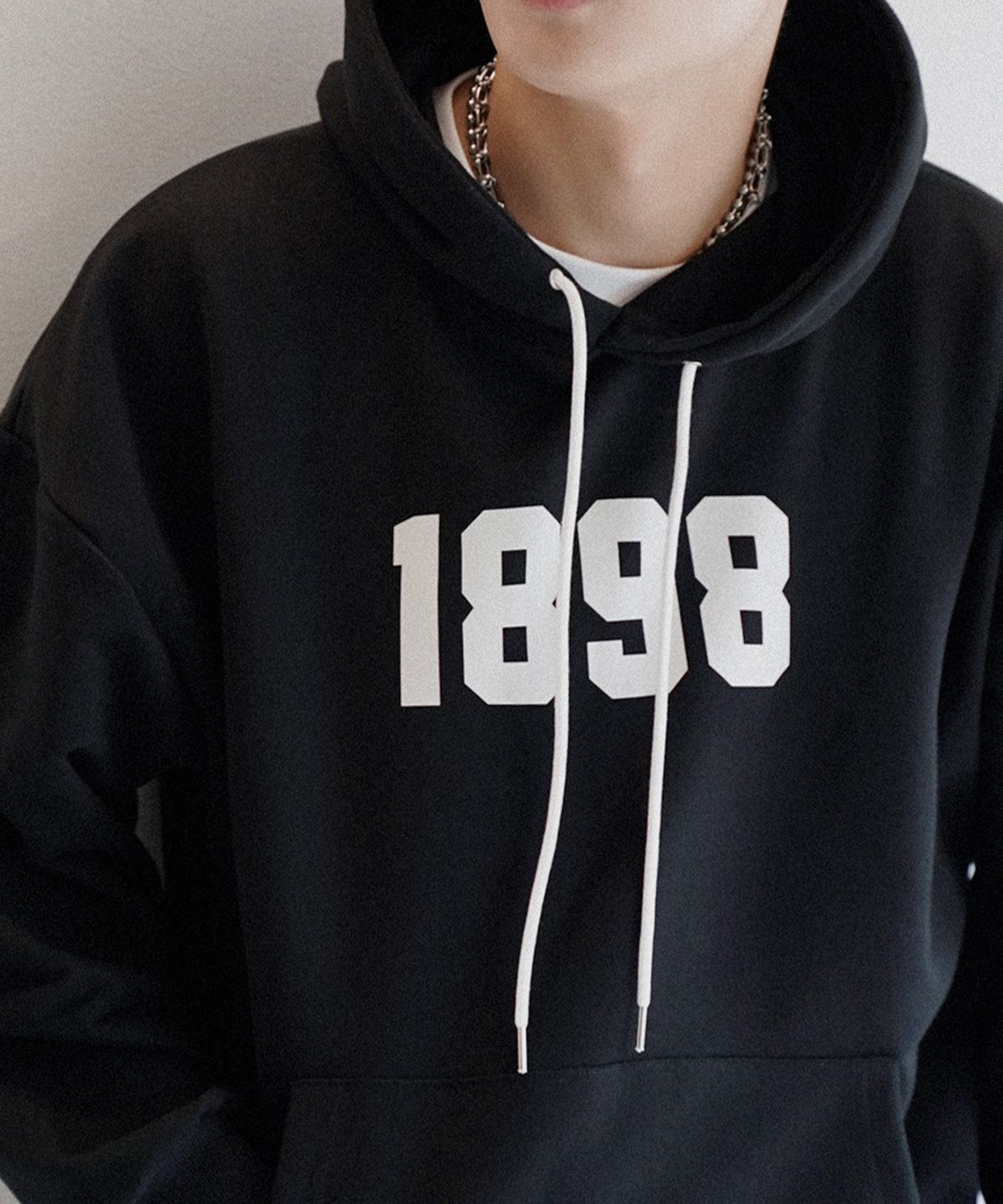 더마일(THEMILE) 1898 GARMENTS SWEAT HOODIE [BLACK]