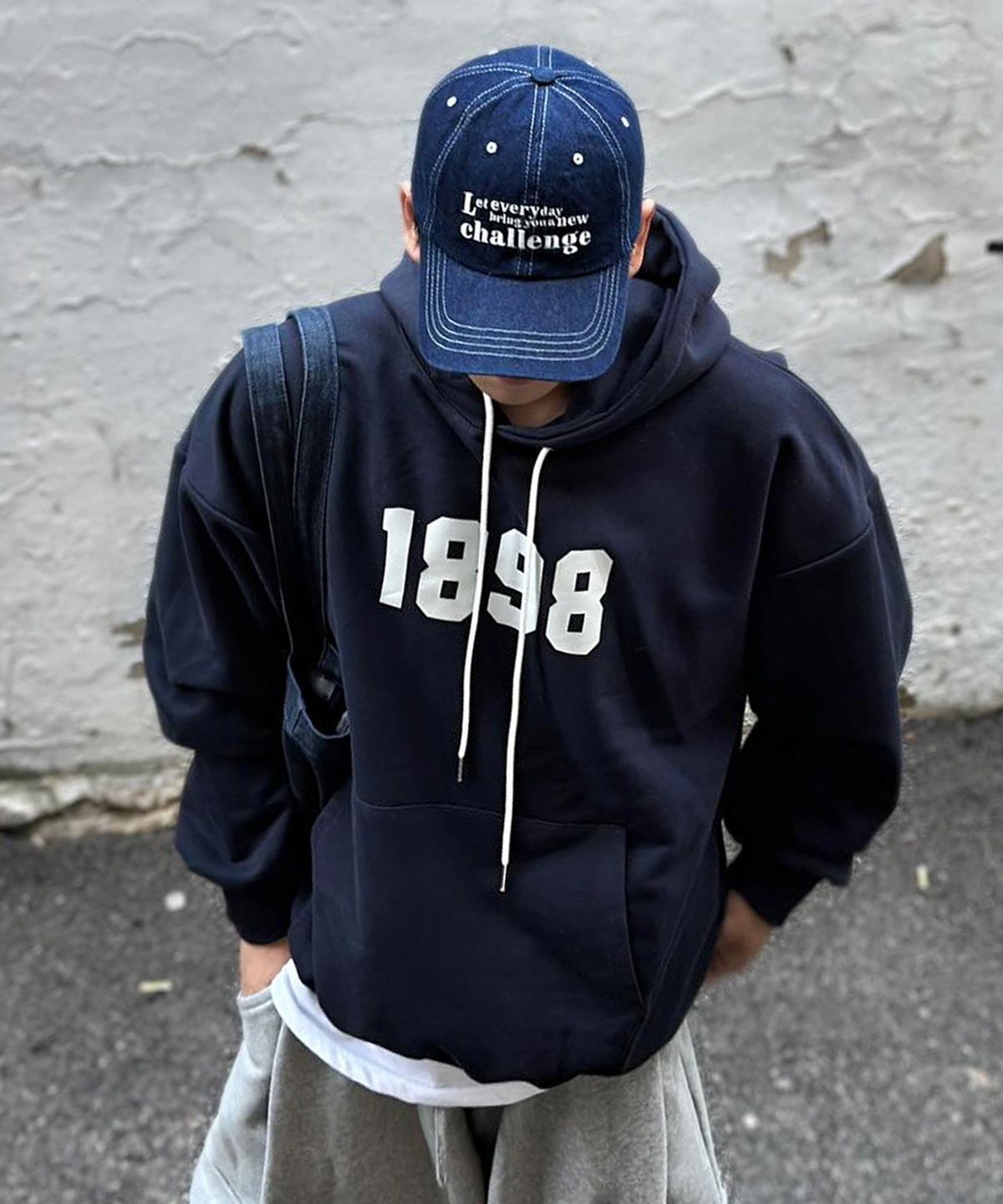 더마일(THEMILE) 1898 GARMENTS SWEAT HOODIE [NAVY]