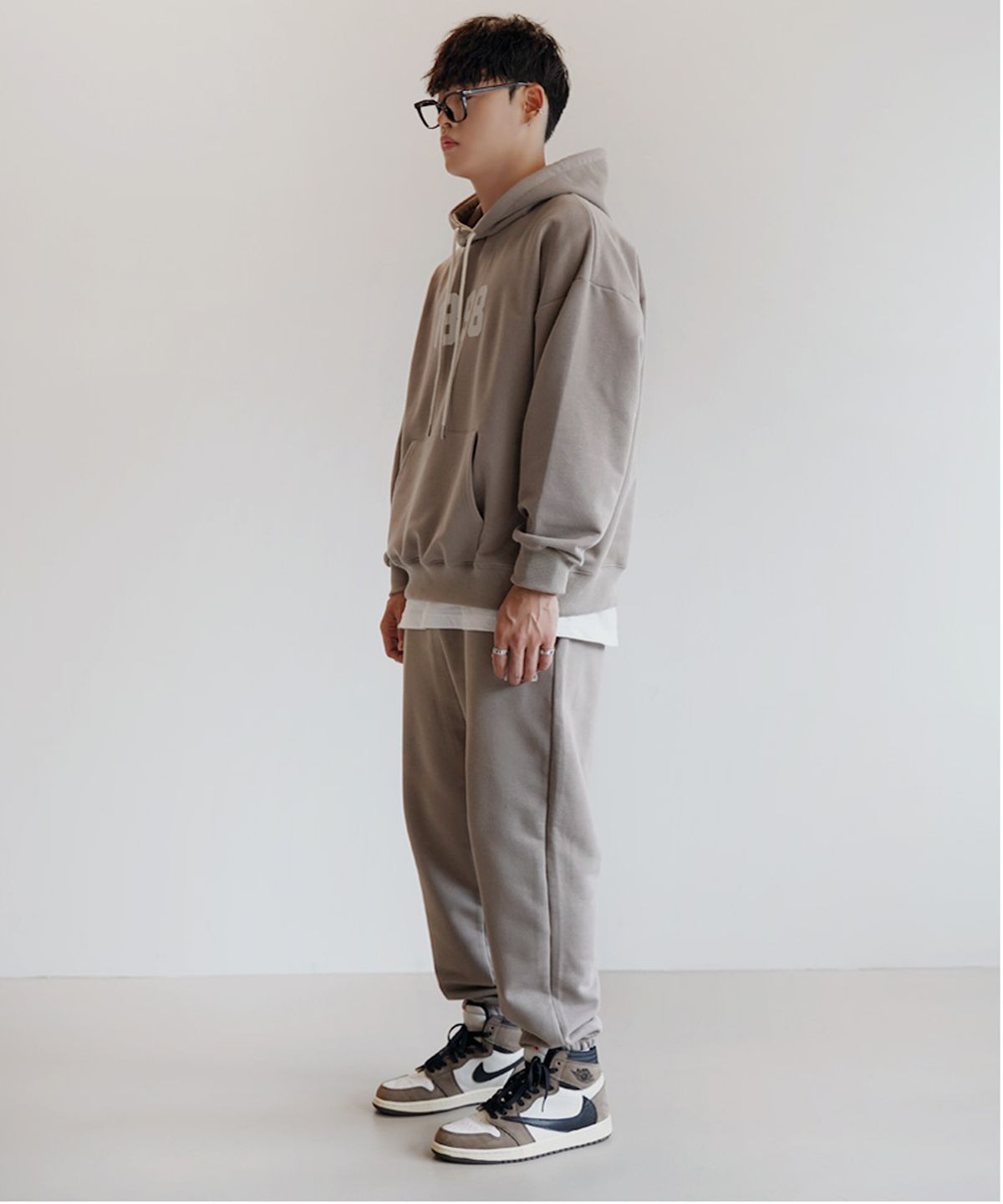 더마일(THEMILE) 1898 GARMENTS SWEAT HOODIE [BROWN]