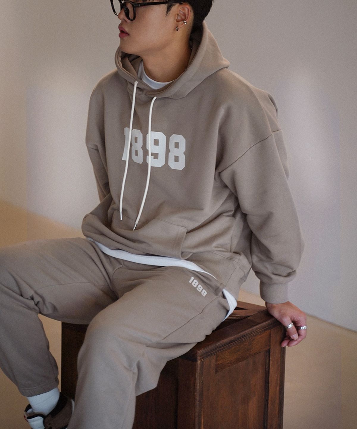더마일(THEMILE) 1898 GARMENTS SWEAT PANTS[BROWN]