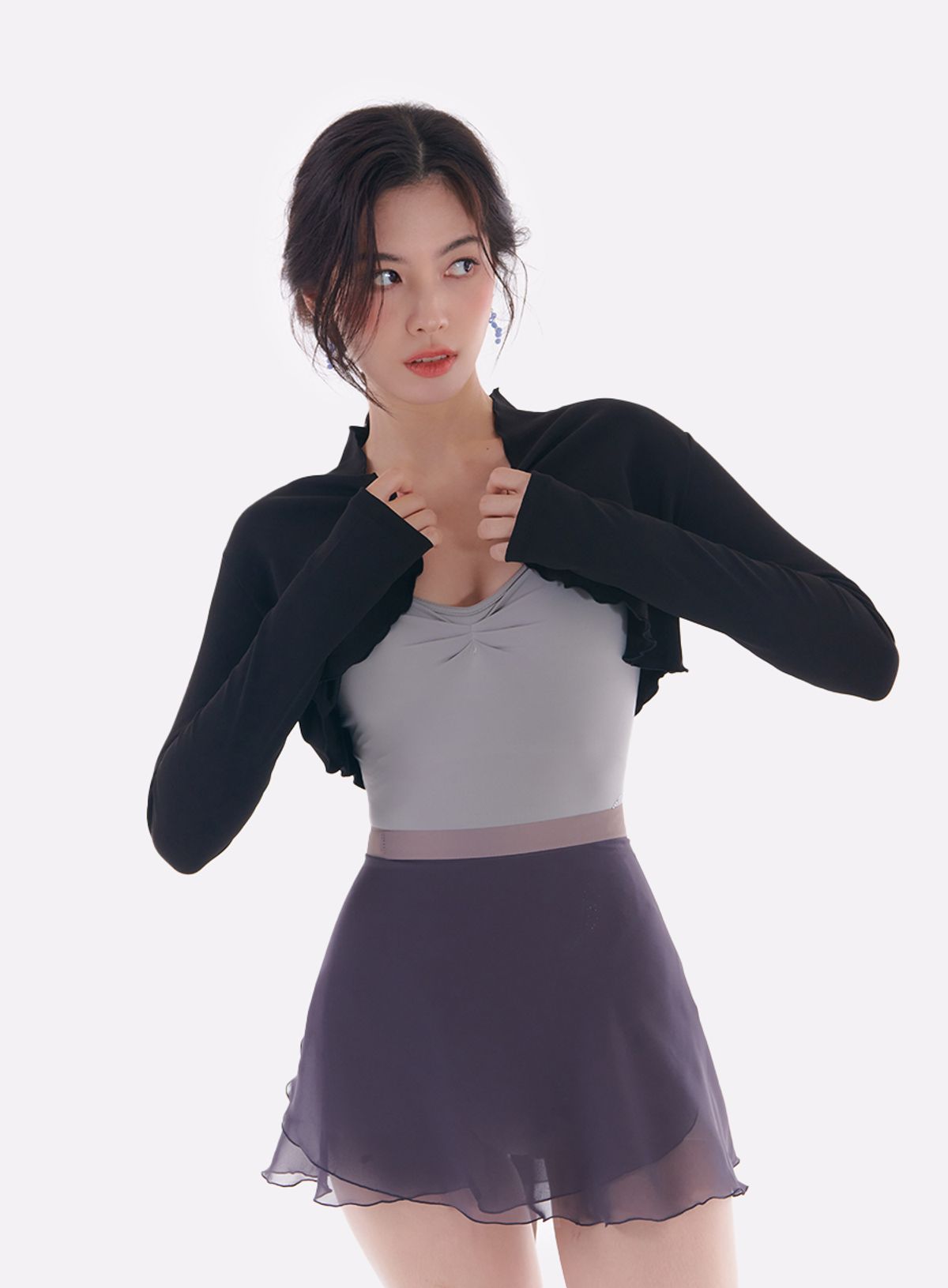레르(LER) 루즈핏 볼레로 블랙 L23OT01BK
