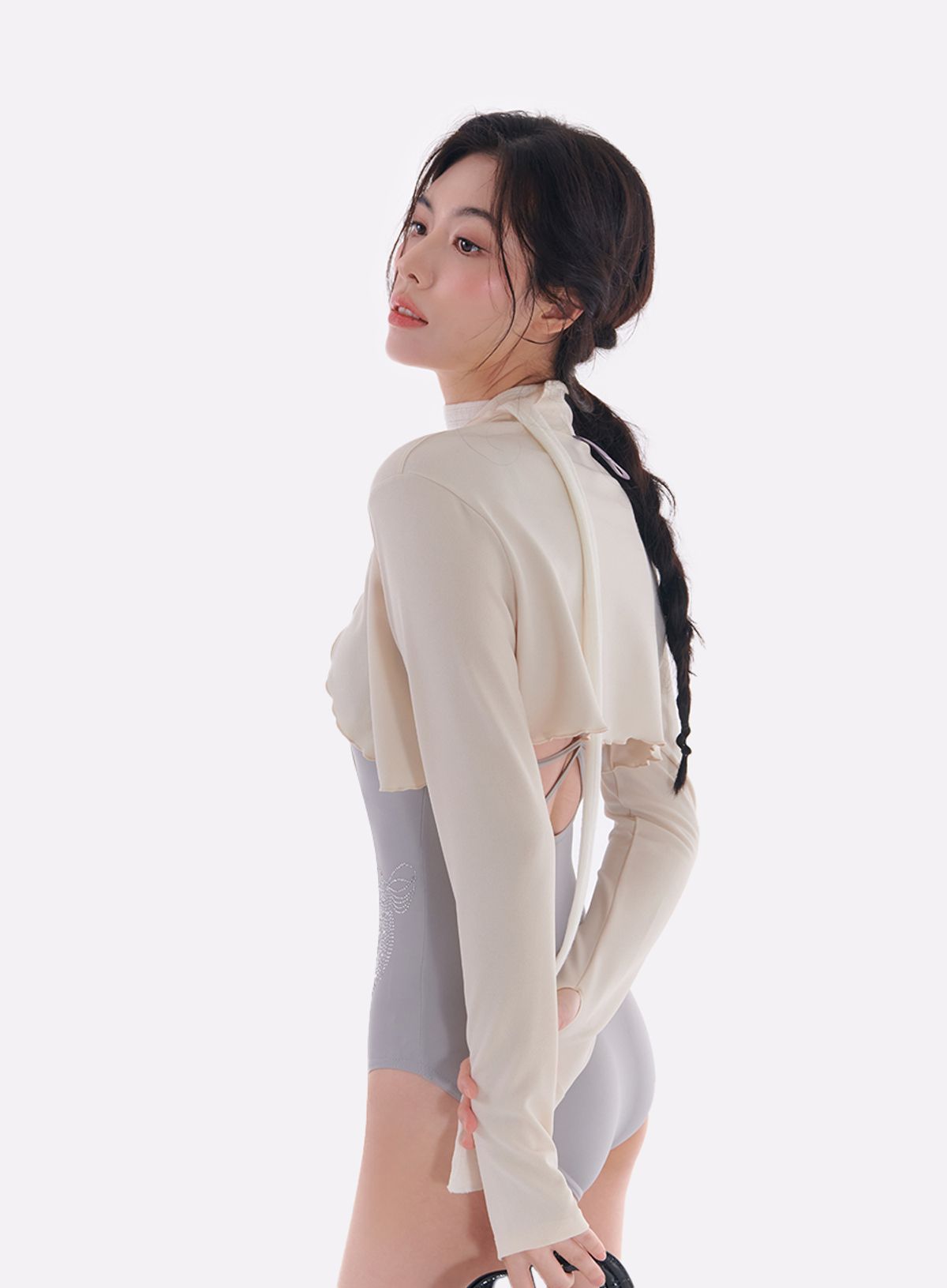 레르(LER) 루즈핏 볼레로 아이보리 L23OT01IV