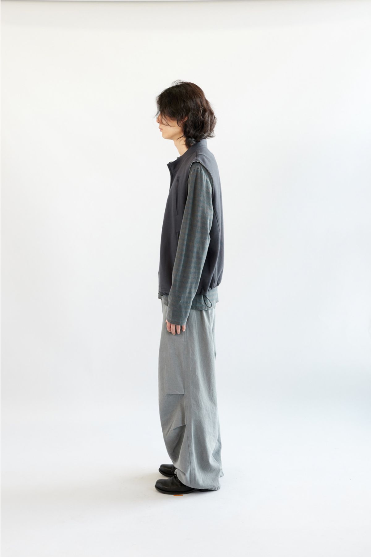 해칭룸(HATCHINGROOM) Reversible Jersey Vest Washed Navy