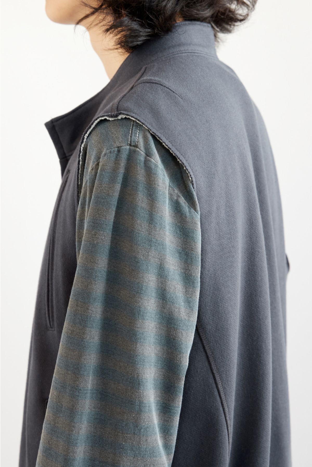 해칭룸(HATCHINGROOM) Reversible Jersey Vest Washed Navy