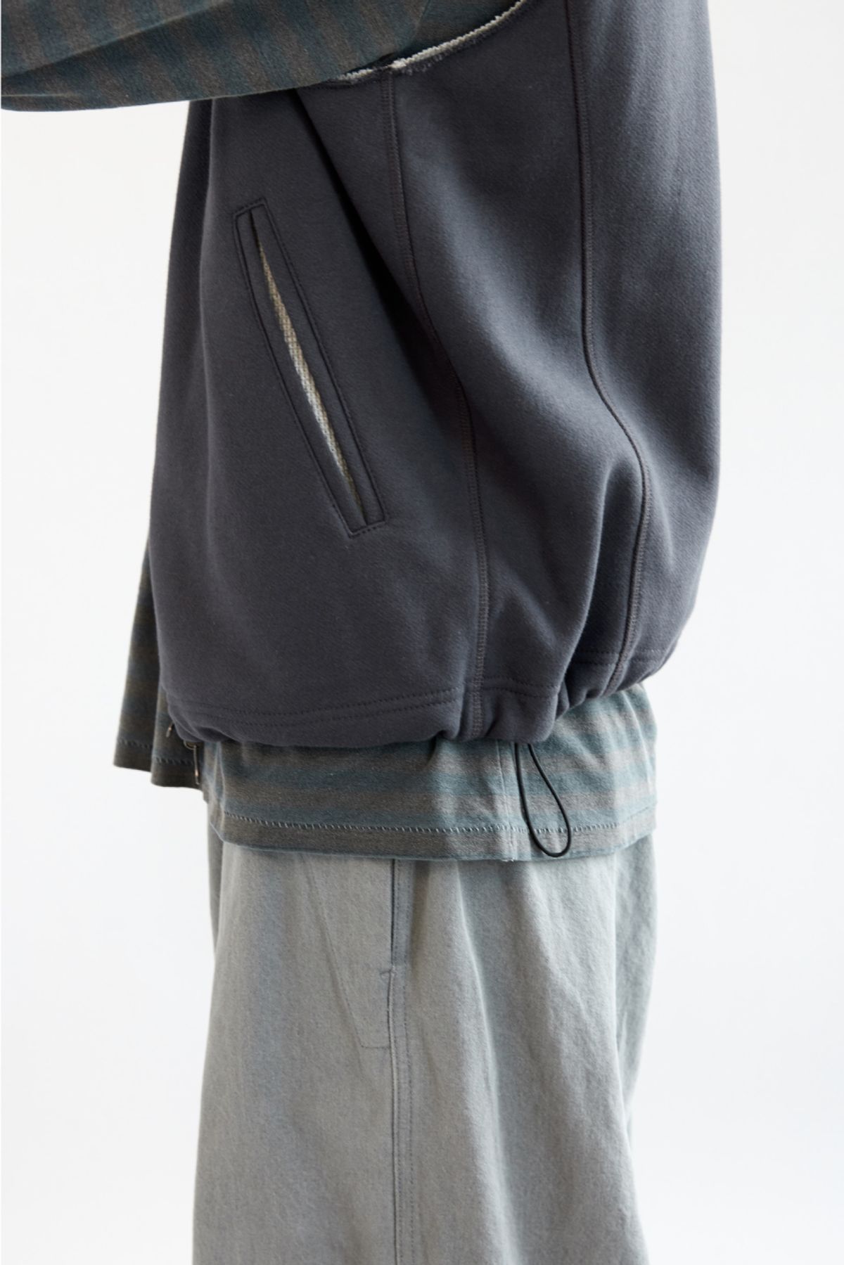 해칭룸(HATCHINGROOM) Reversible Jersey Vest Washed Navy