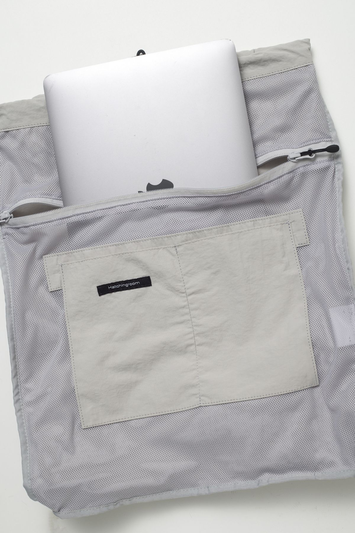 해칭룸(HATCHINGROOM) String Backpack Nylon Light Grey