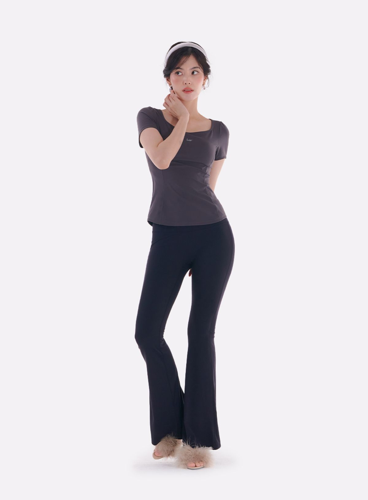 레르(LER) 부츠컷 롱 레깅스 블랙 L23PT01BK