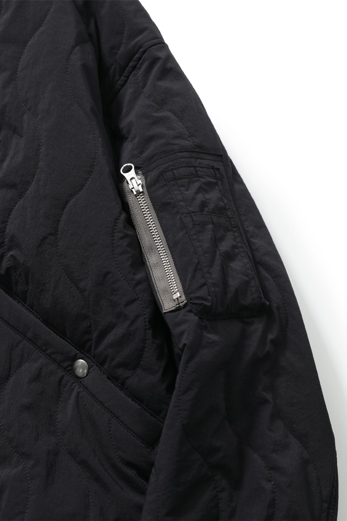 홀리선(HORLISUN) Airborne Nylon Padding Jacket Black