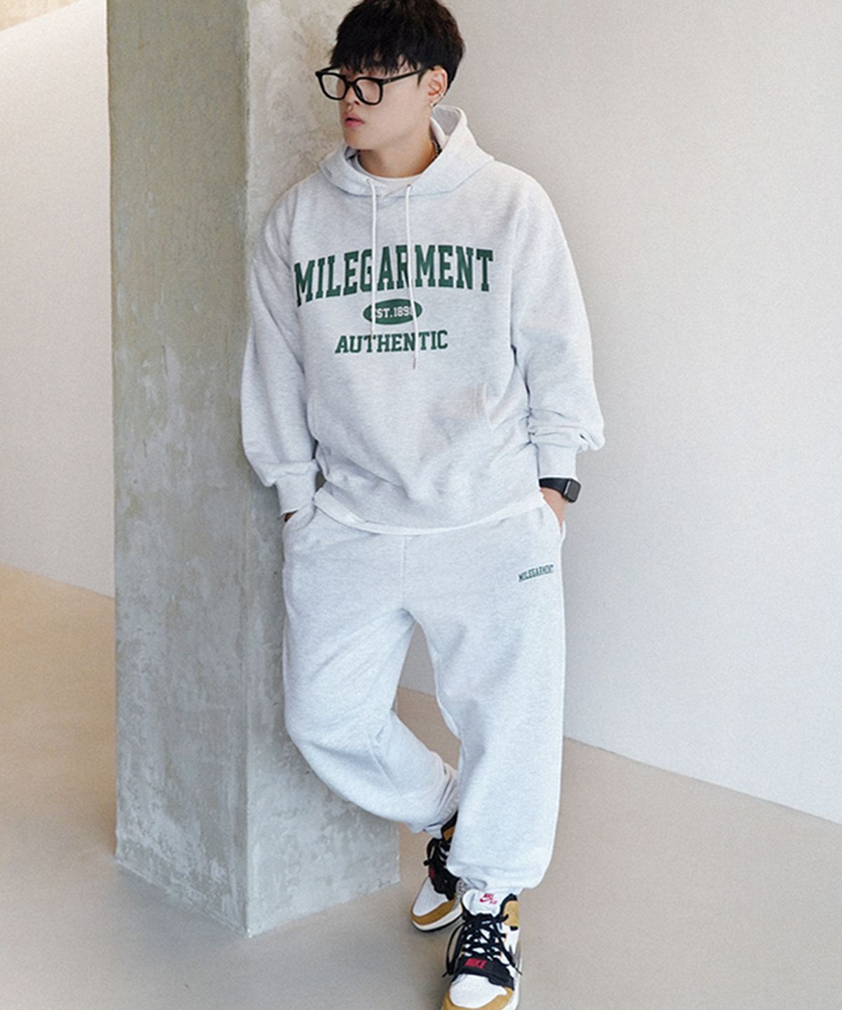 더마일(THEMILE) MILE GARMENTS SWEAT PANTS [OATMEAL]