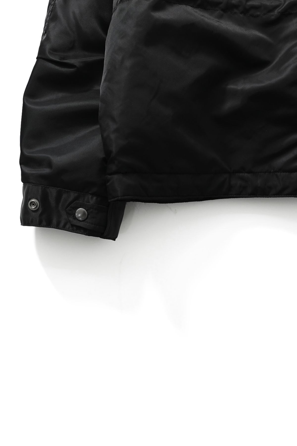 홀리선(HORLISUN) Atomic Nylon Hoodie Parka Black