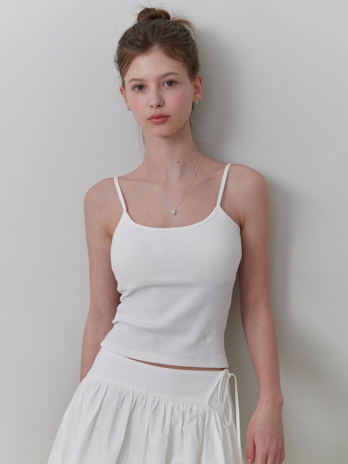 리엘(RE L) [40th] Mor sleeveless (ivory)