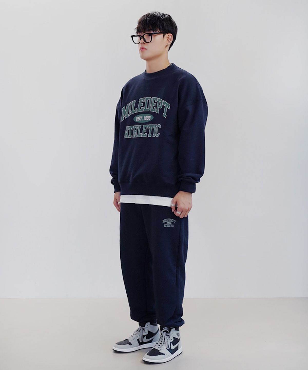 더마일(THEMILE) MILE DEPT  SWEAT MTM [NAVY]