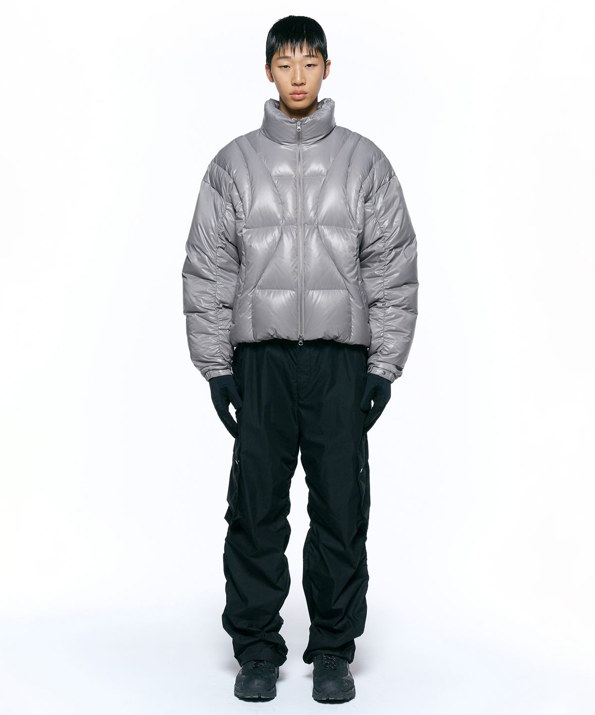 인사일런스(INSILENCE) 웨이브라인 다운 자켓 LIGHT GREY