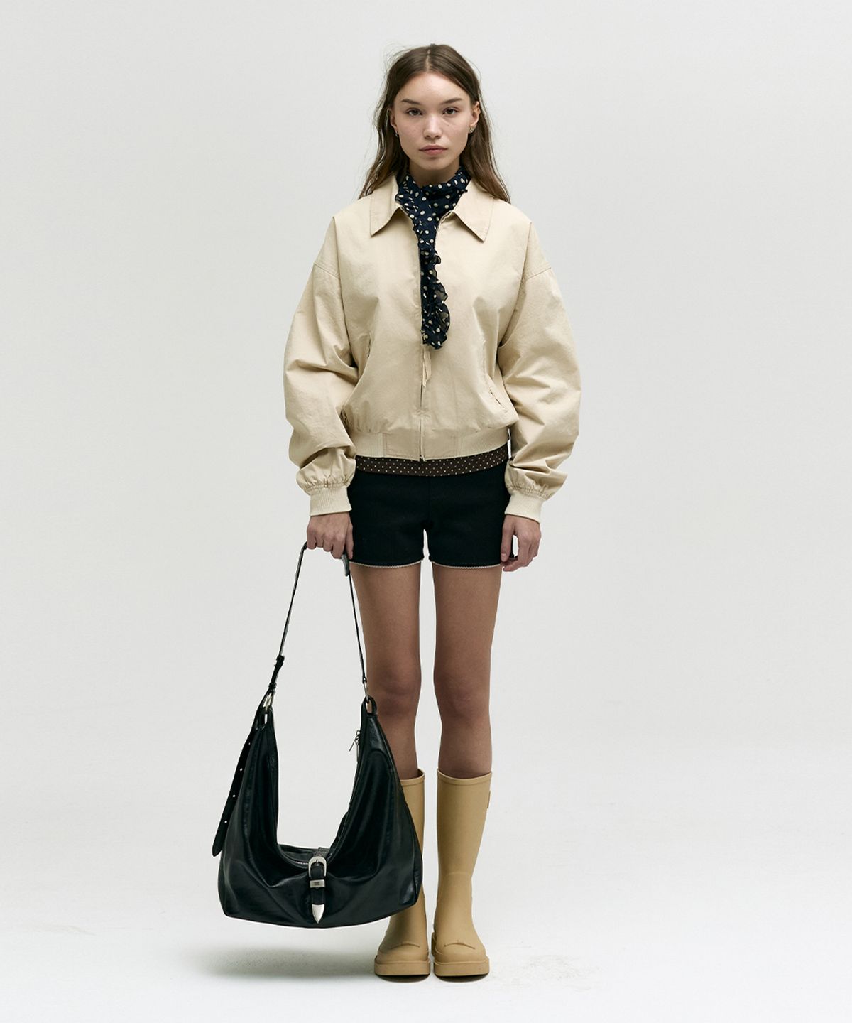 마지셔우드(MARGESHERWOOD) BELTED HOBO_black glossy plain