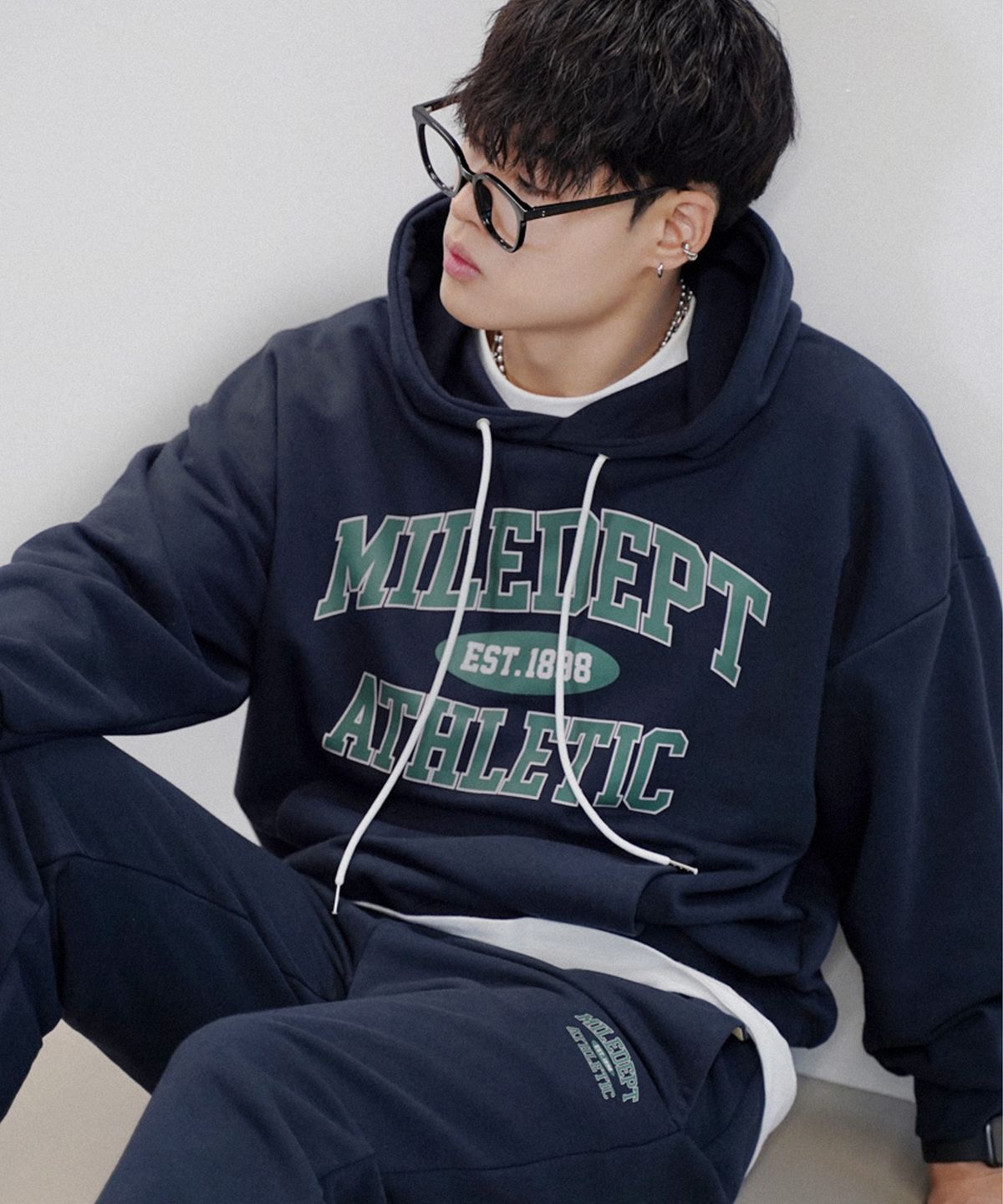 더마일(THEMILE) MILE DEPT SWEAT HOODIE [NAVY]