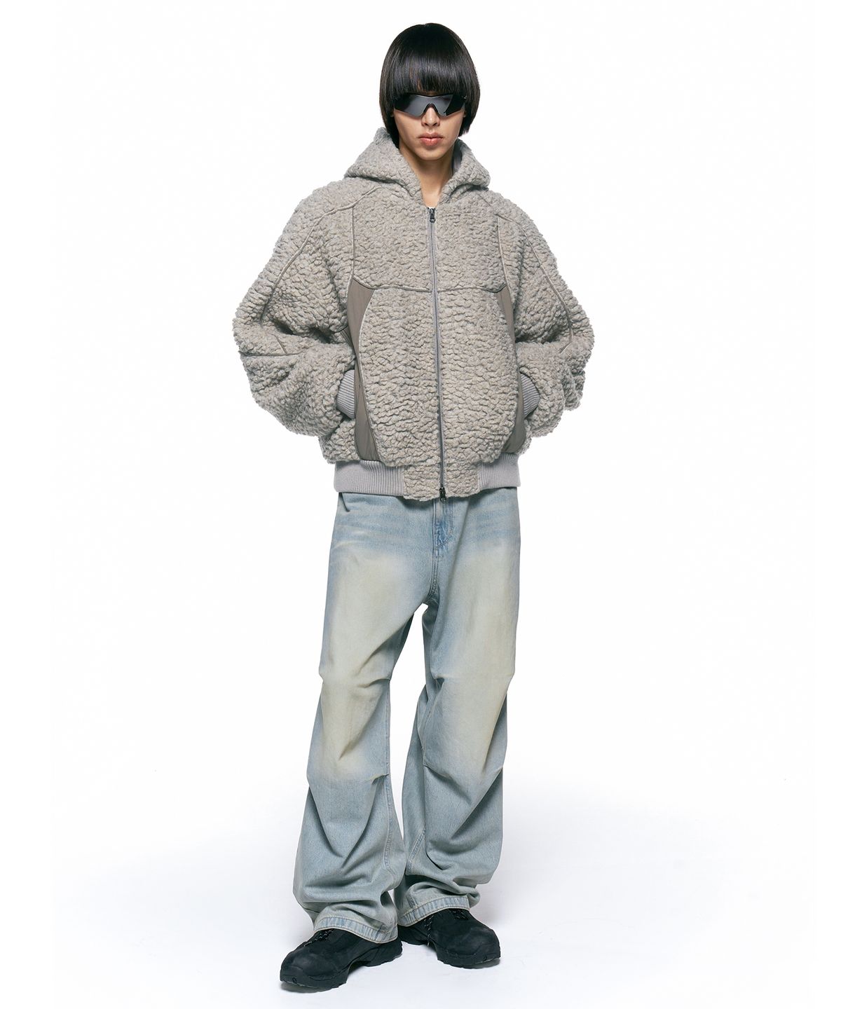 인사일런스(INSILENCE) 텍스처드 울 후드 점퍼 BEIGE