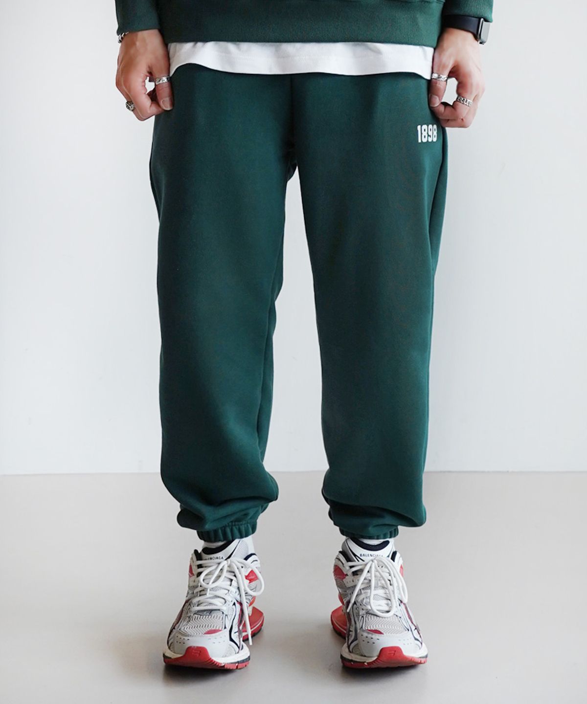 더마일(THEMILE) 1898 GARMENTS SWEAT PANTS[GREEN]