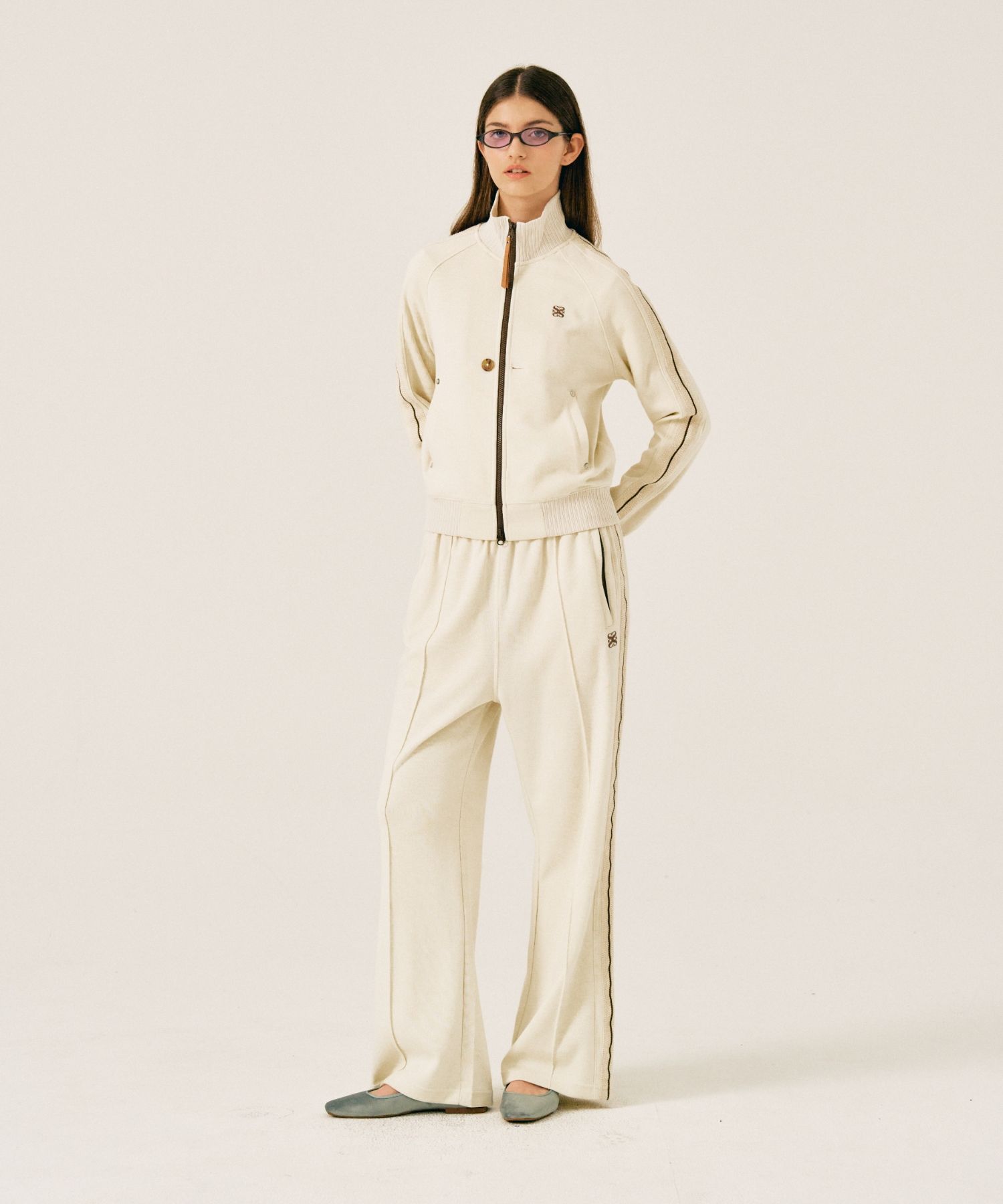◆SATUR◆ Lawton All Day Half Track Pants Resort Cream SA242 MUSINSA | SATUR Lawton All Day Track Pants Resort Cream