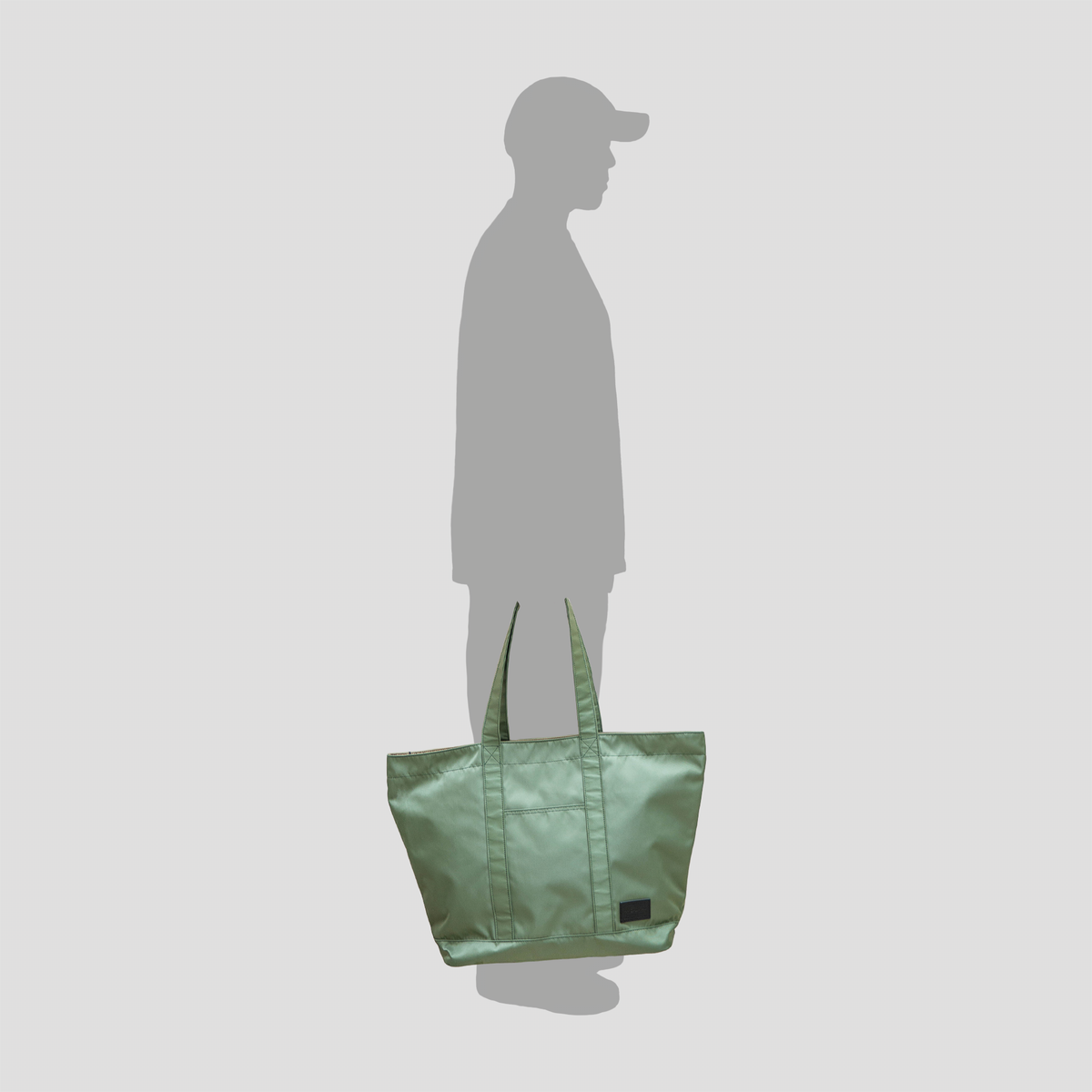 티알브이알(TRVR) Staple Travel Tote Olive