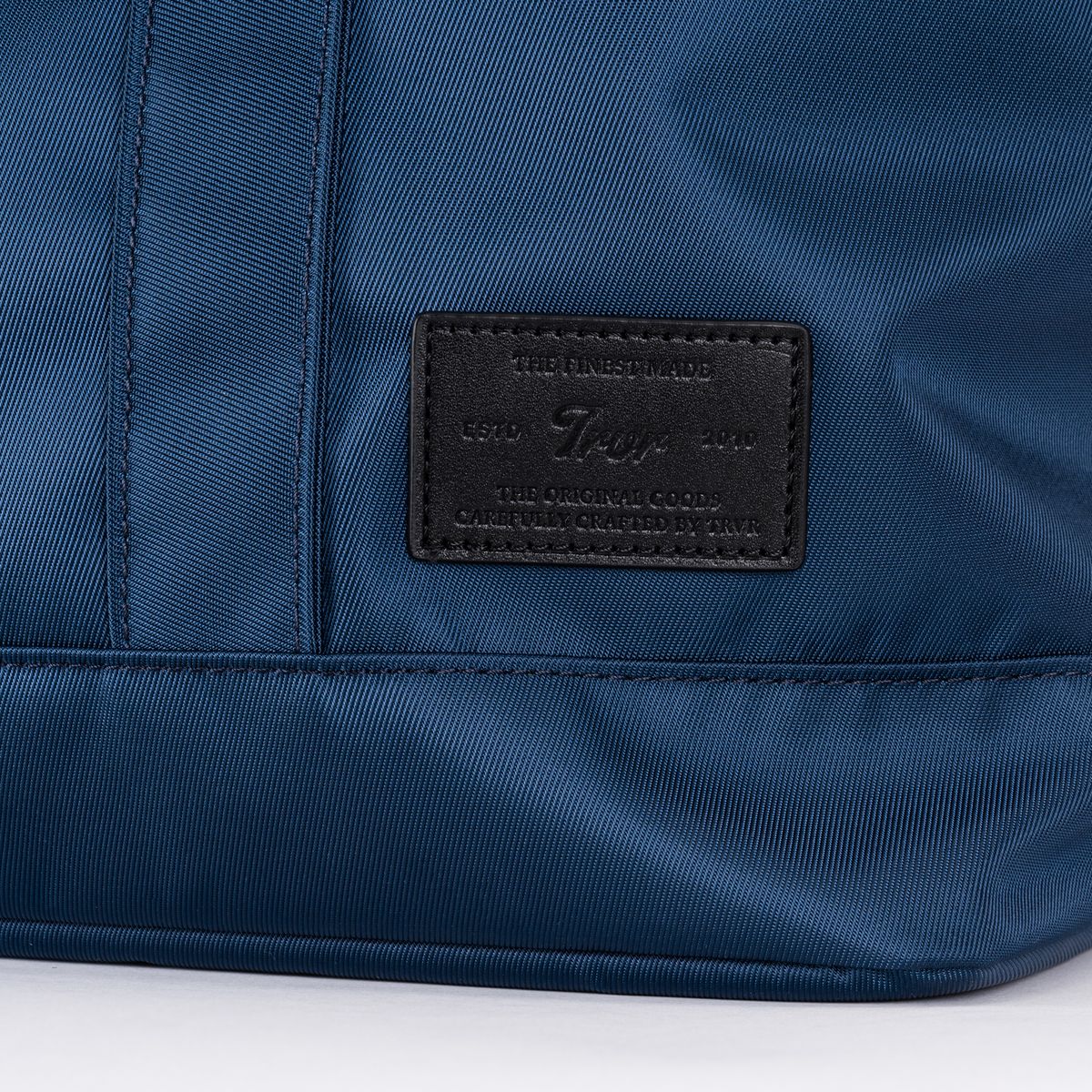 티알브이알(TRVR) Staple Travel Tote Navy