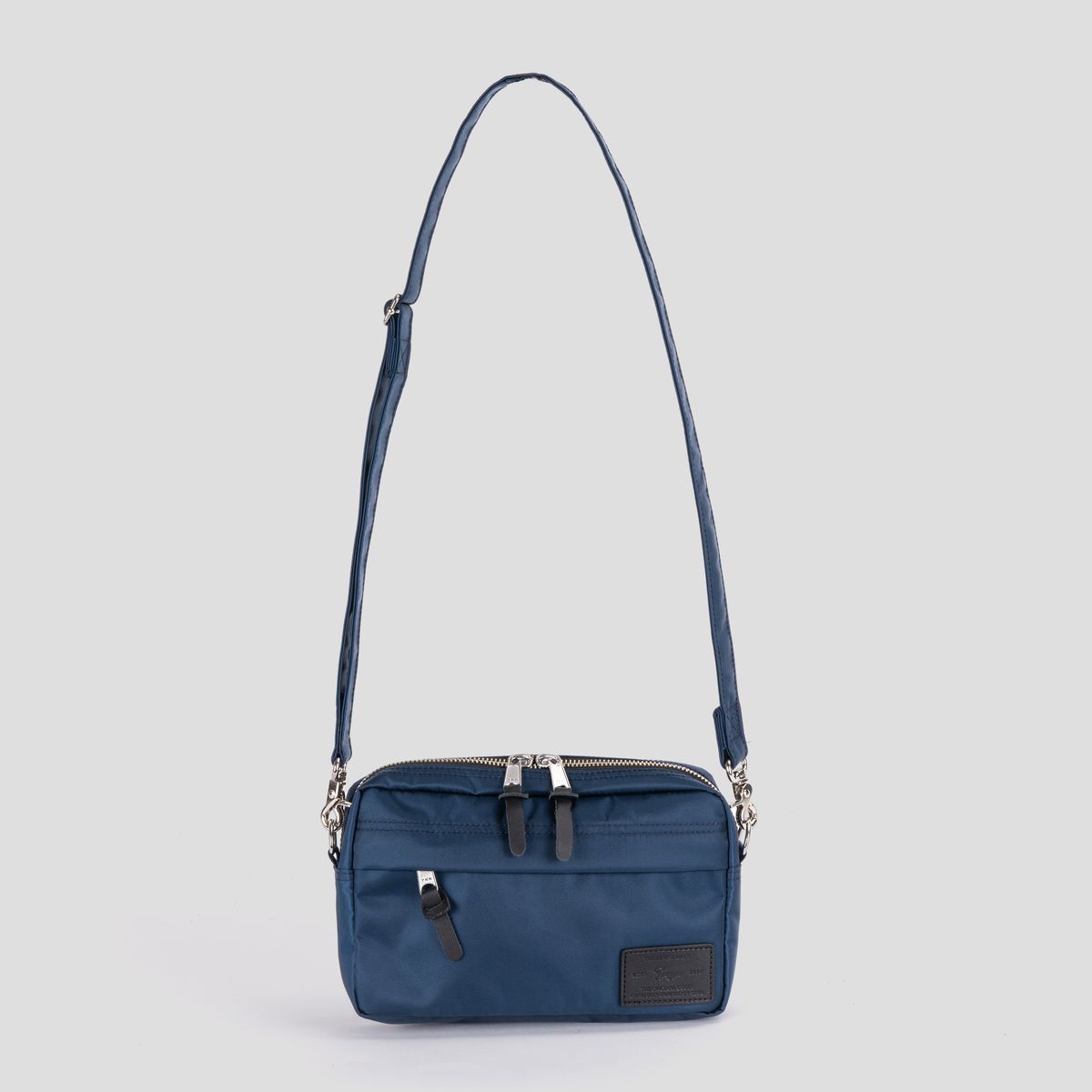 티알브이알(TRVR) Staple Travel Pouch Navy