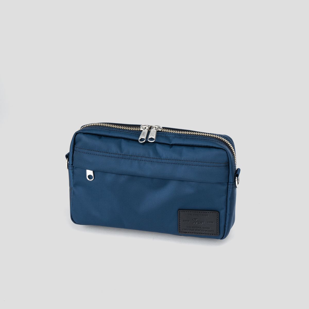 티알브이알(TRVR) Staple Travel Pouch Navy