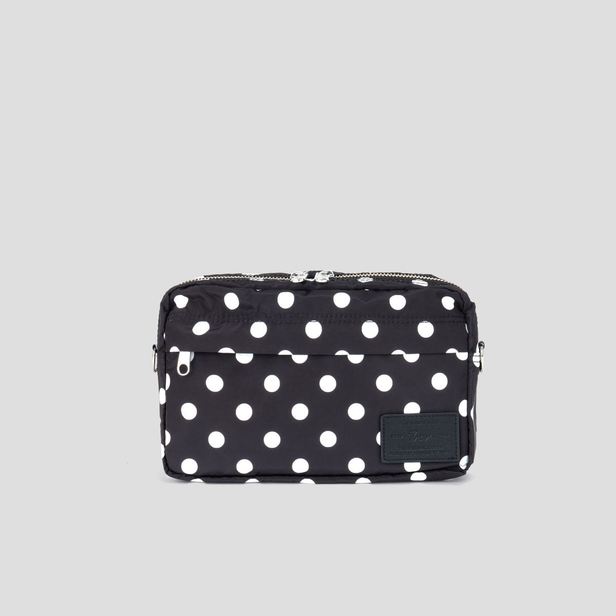 티알브이알(TRVR) Staple Travel Pouch Polka Dot