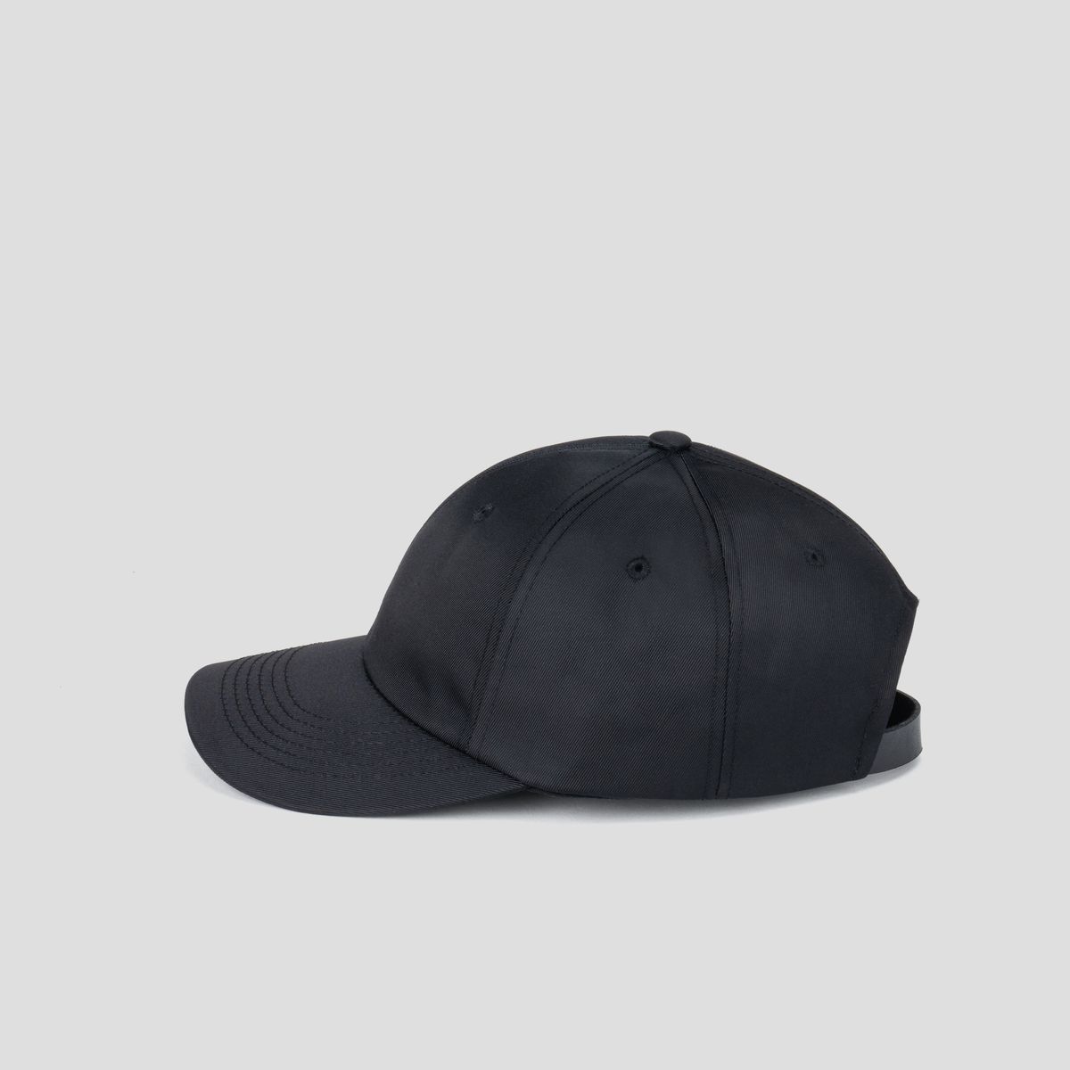 티알브이알(TRVR) Staple Ball Cap Black