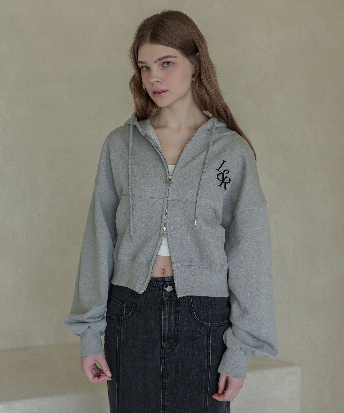 로시로우(LOSSYROW) Lossy Big Logo Crop Hood Zip-up Gray